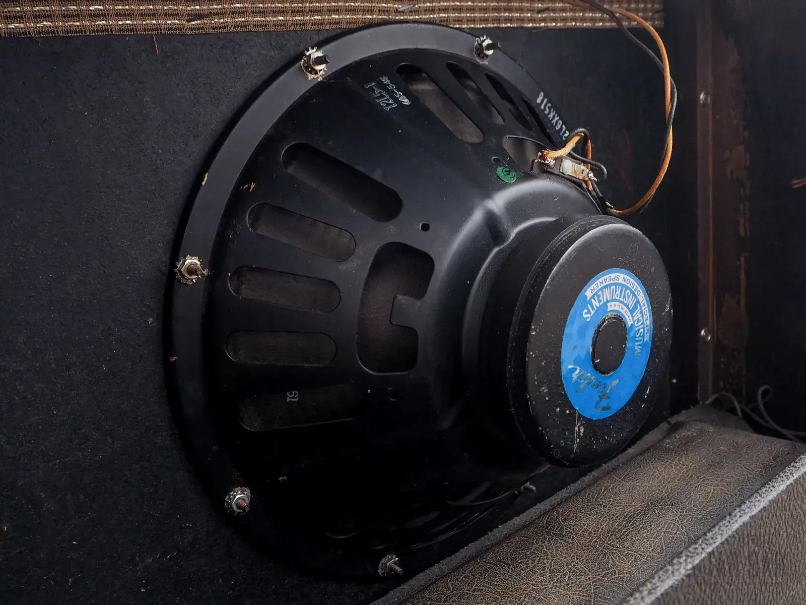 Изображение №9