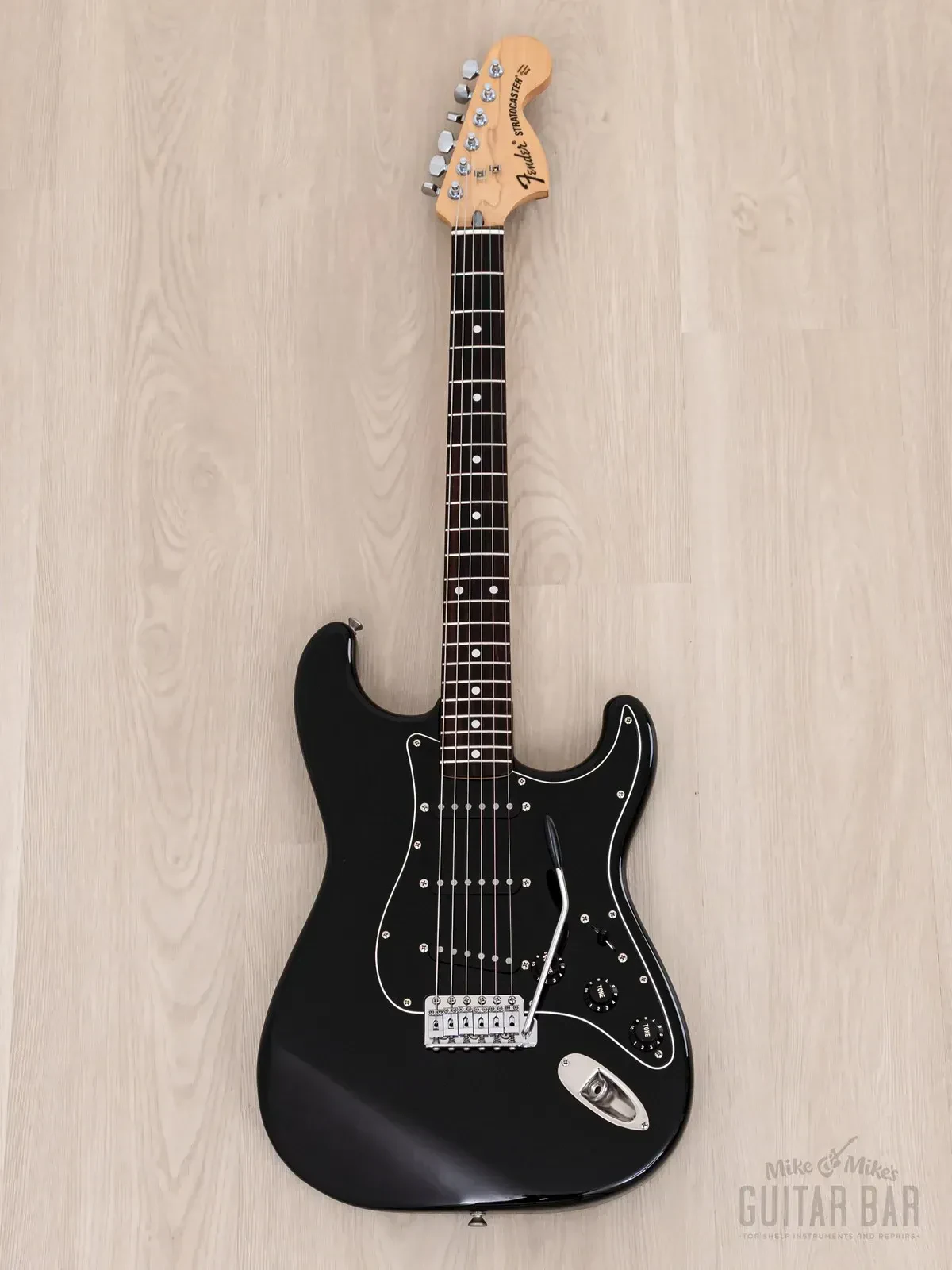 Электрогитара Fender Stratocaster 1972 Vintage Reissue ST72-55 SSS Black w/gigbag Japan 1984