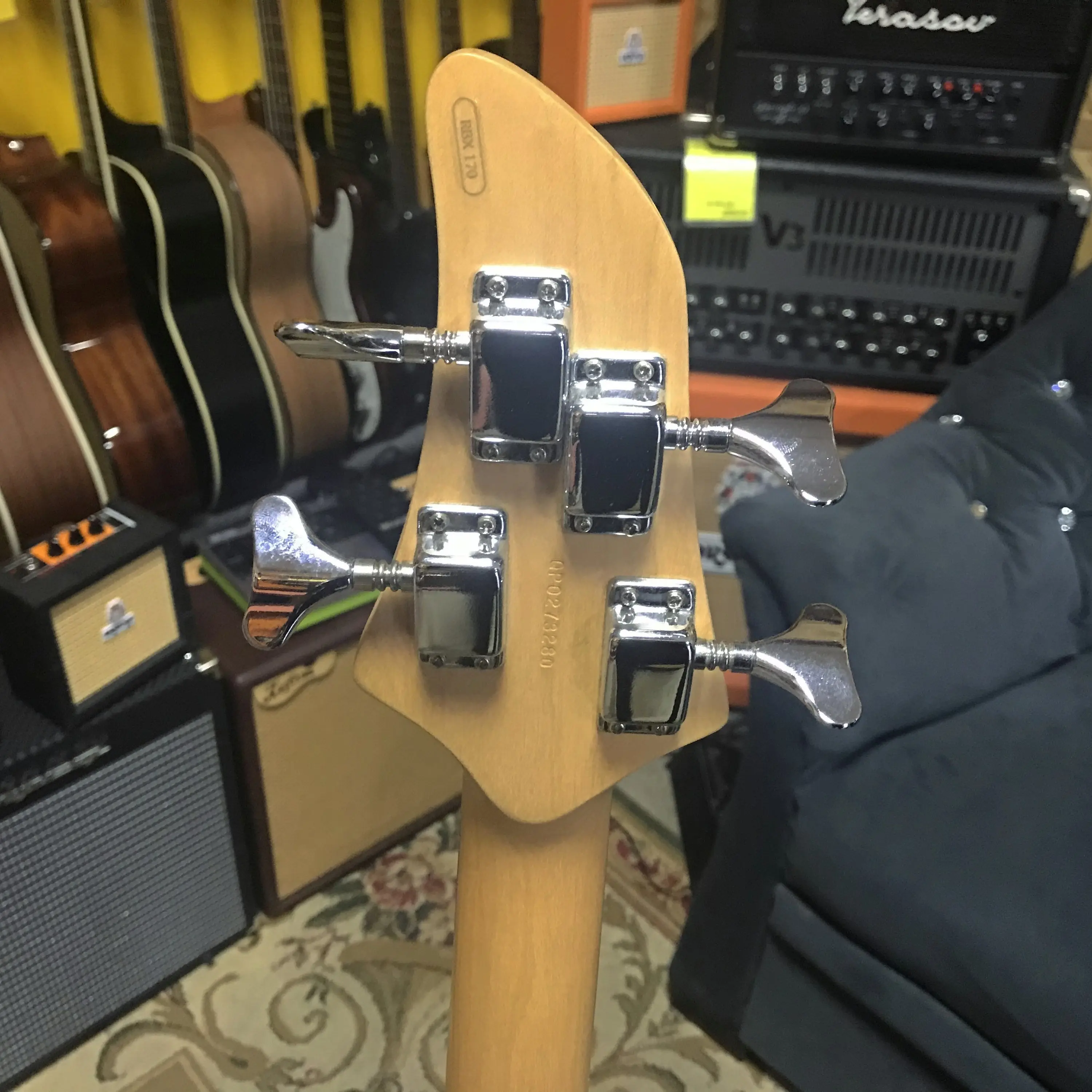 Изображение №11