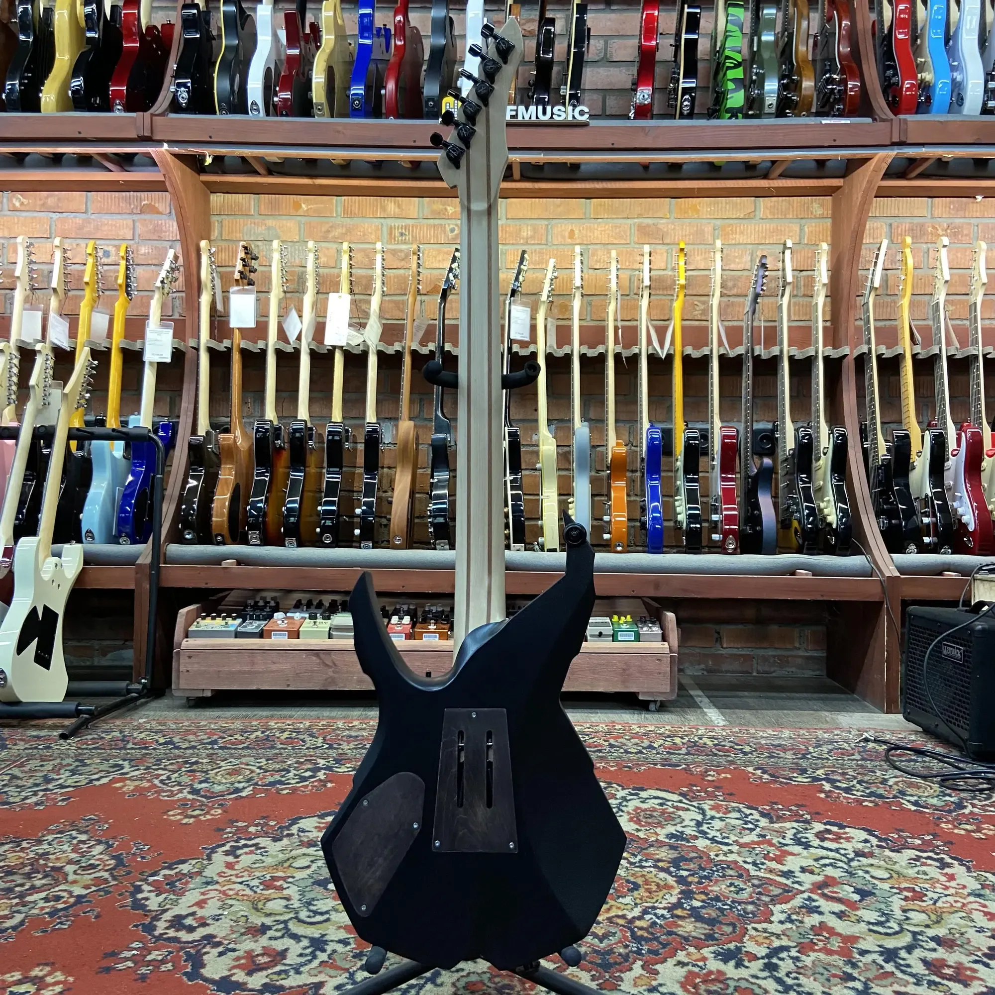 Изображение №5