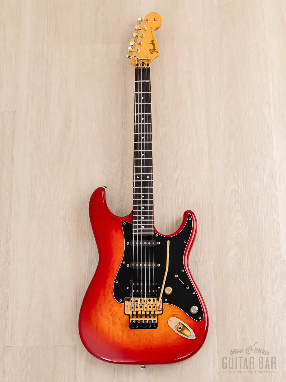 Электрогитара Fender Pro Feel Stratocaster STR75 SSH Cherry Red Sunburst w/gigbag Japan 1988