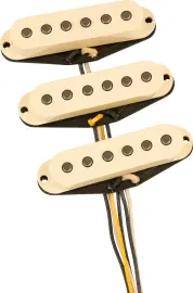 Звукосниматель для электрогитары Fender Custom Shop Tomatillo Stratocaster (набор, 3 шт.), состаренный белый