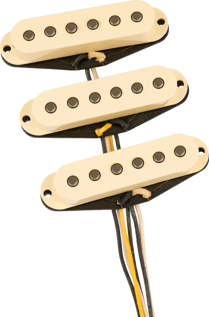 Звукосниматель для электрогитары Fender Custom Shop Tomatillo Stratocaster (набор, 3 шт.), состаренный белый