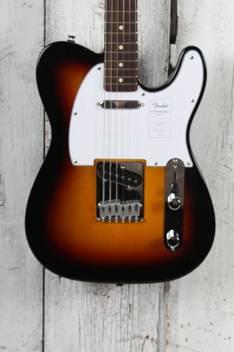 Б/У Электрогитара Fender Standard Telecaster цельнокорпусная 3-Color Sunburst