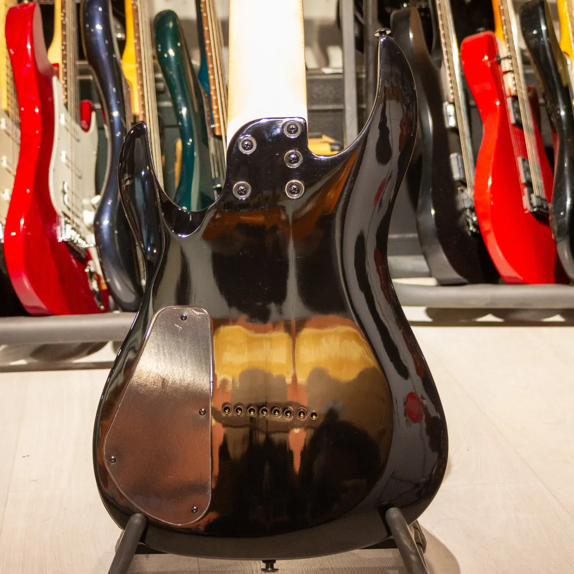 Изображение №5