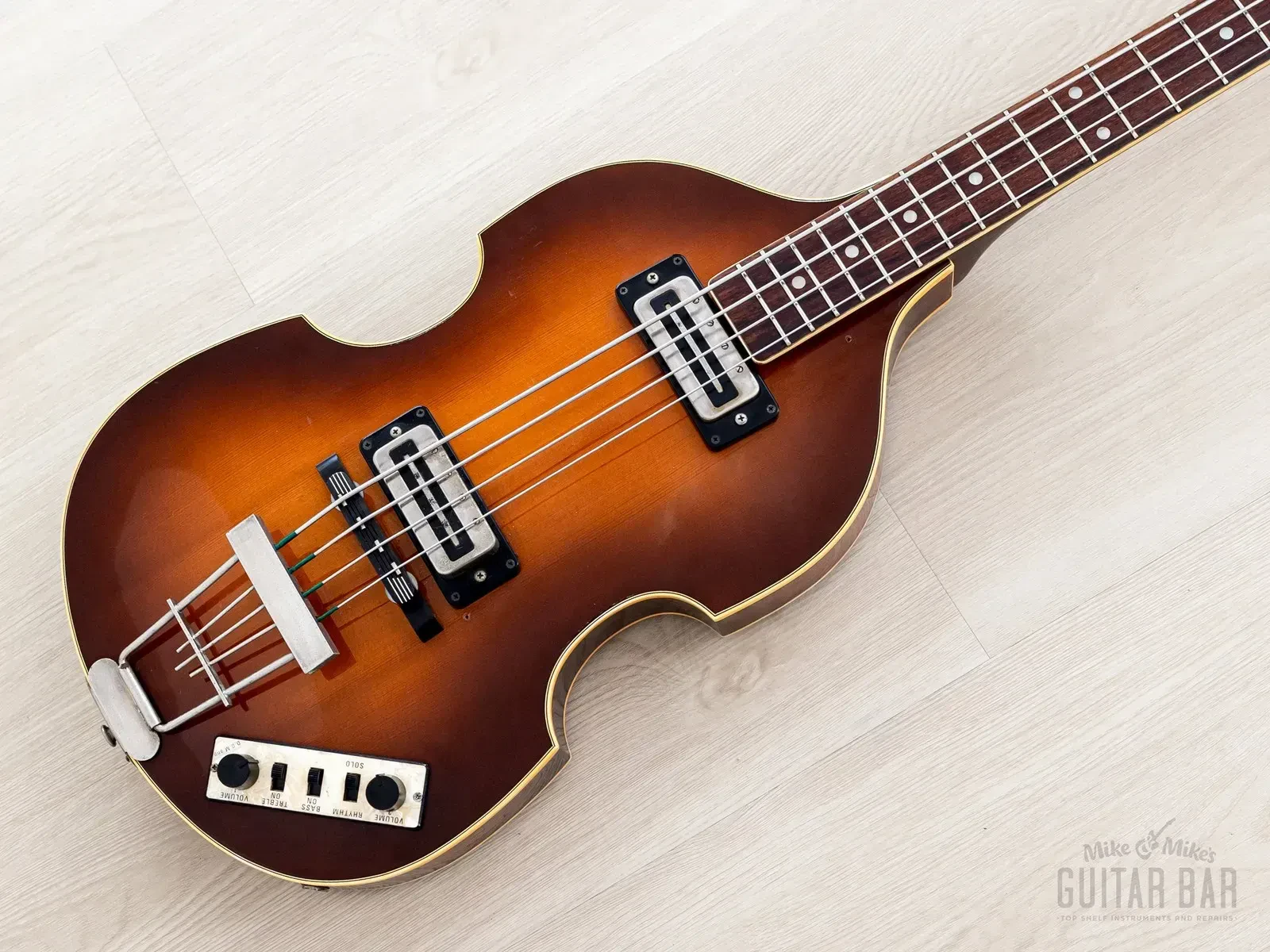 Б/У бас-гитара Hofner 500/1 Violin Bass Standard (1994) с звукоснимателями Blade, с кейсом