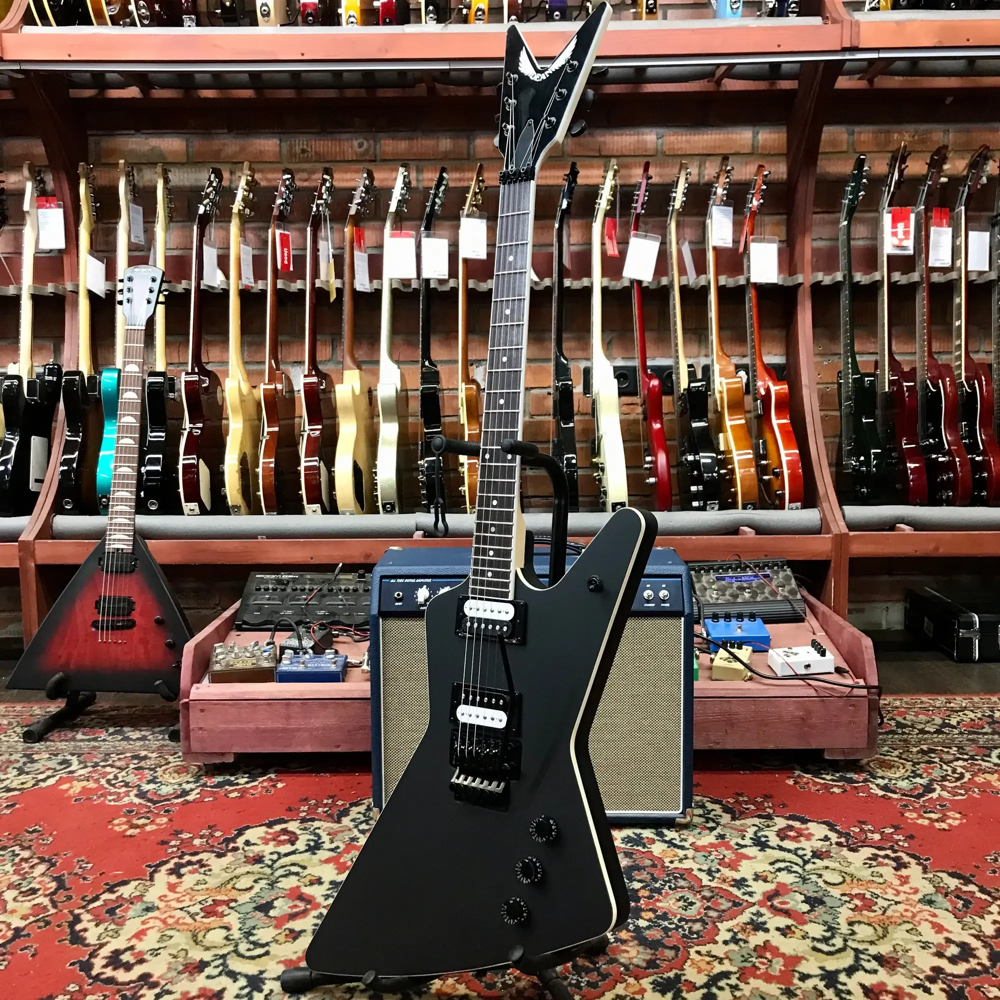 Изображение №5