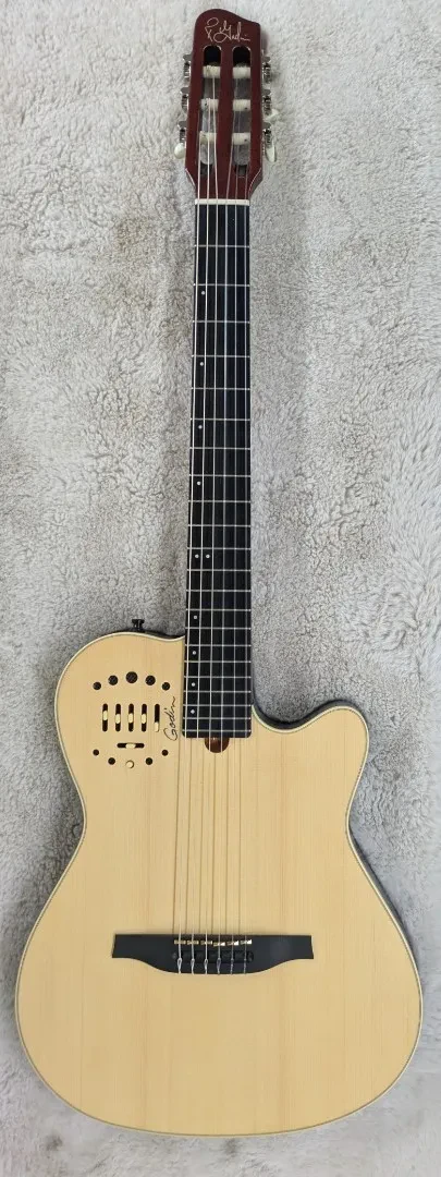 Б/У Электроакустическая гитара Godin Multiac Nylon Deluxe