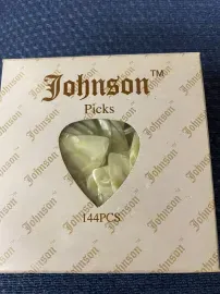 Box of 144 Johnson White Pearloid Extra Heavy Gauge Celluloid Guitar Picks