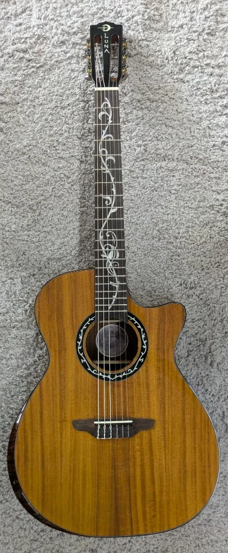 Luna Guitars Luna Vineyard Koa Bevel Nylon Acoustic-electric Guitar - Natural Gloss