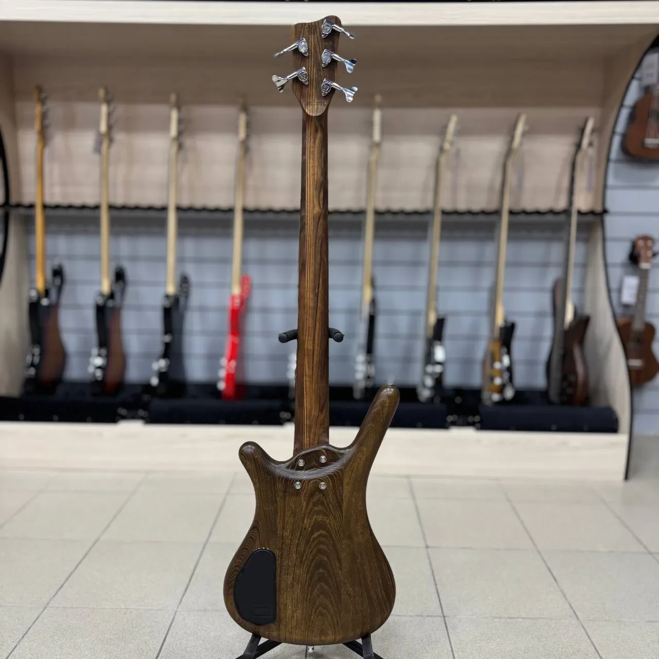 Изображение №7