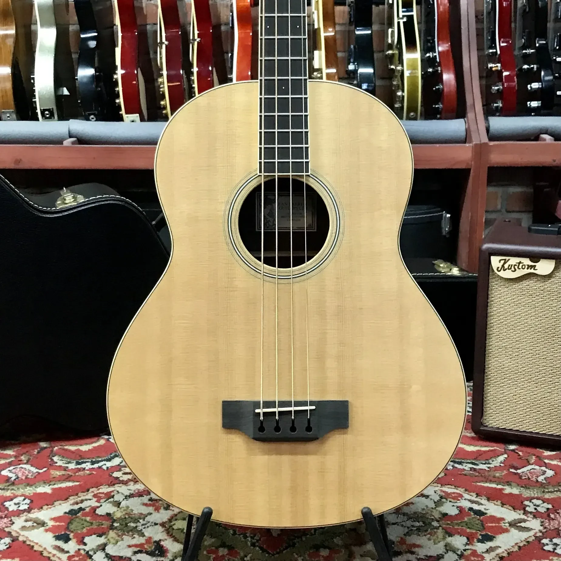 Бас-гитара акустическая Larrivee B-03RE Natural Satin