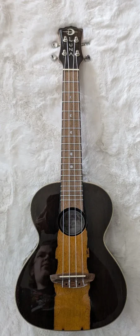 Luna Guitars Luna Model UKE ZIRI T Exotic Ziricote Wood Tenor Size Acoustic Ukulele w/Bag