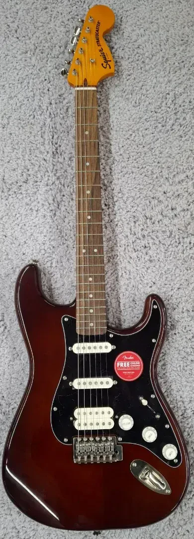 Fender Squier Classic Vibe Series '70s Stratocaster HSS Guitar, Walnut - Demo
