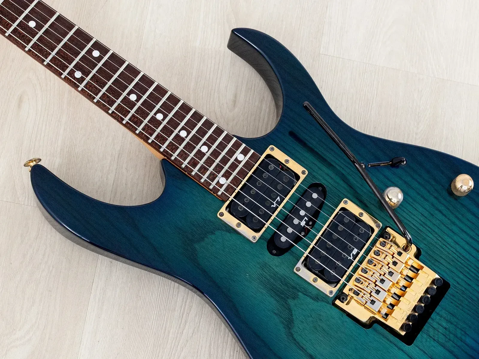 Изображение №6