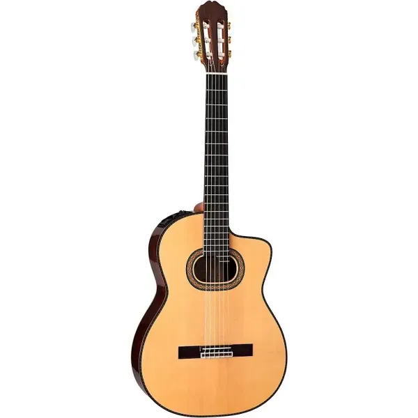 Классическая гитара с подключением Takamine TH90 Hirade Classical Natural