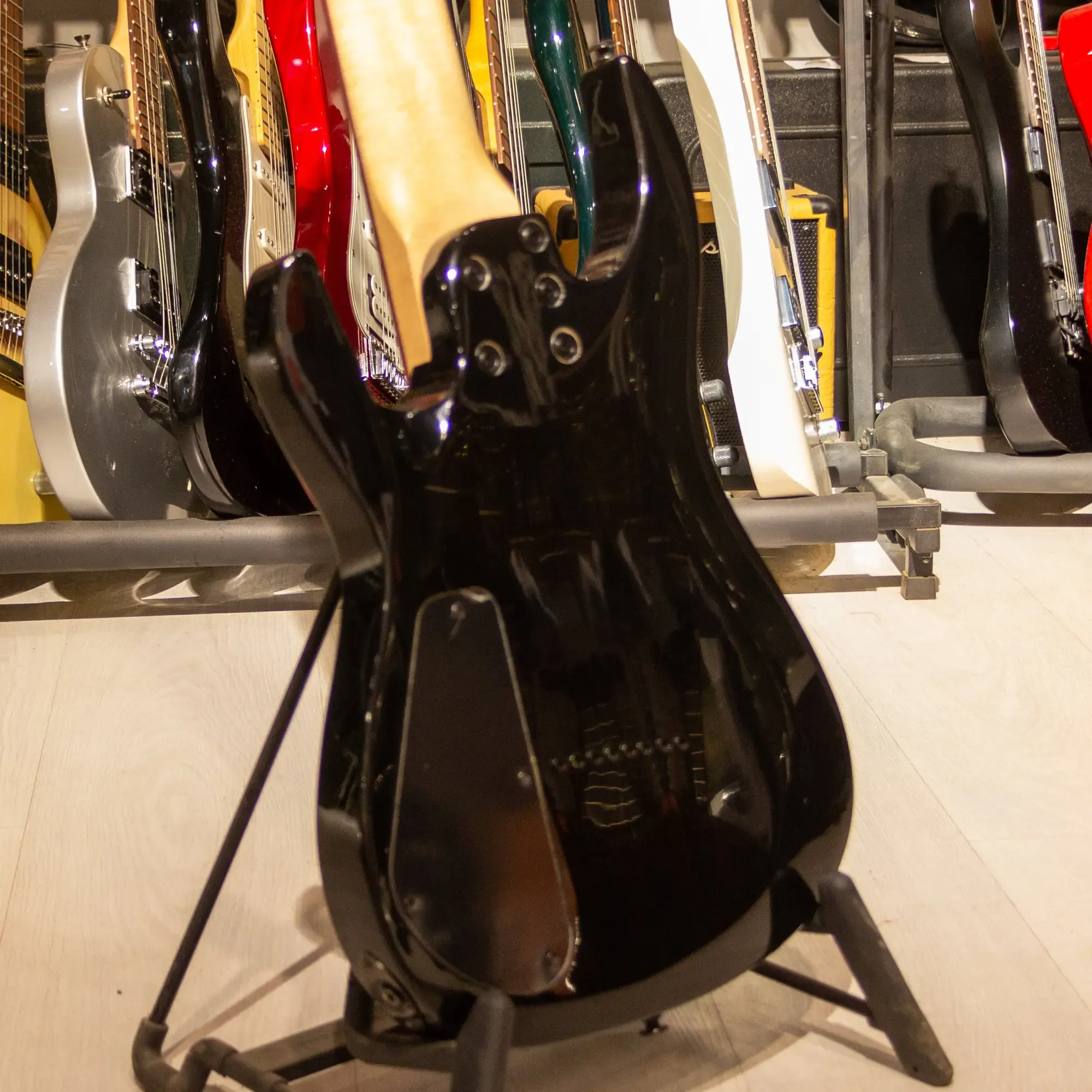 Изображение №6