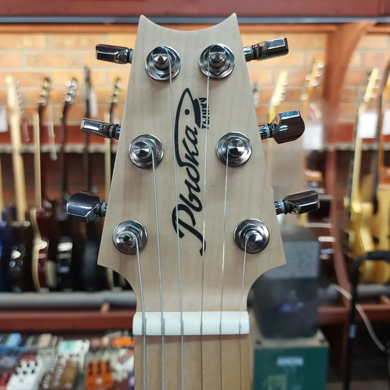 Изображение №6