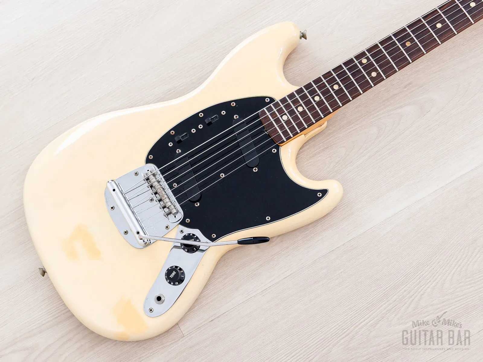 1979 Fender Mustang Vintage Offset Guitar Olympic White w/ Ash Body, Case