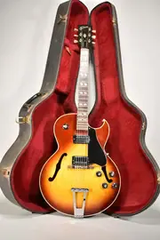 Электрогитара полуакустическая Gibson ES-175 HH Cherry Sunburst w/case USA 1971