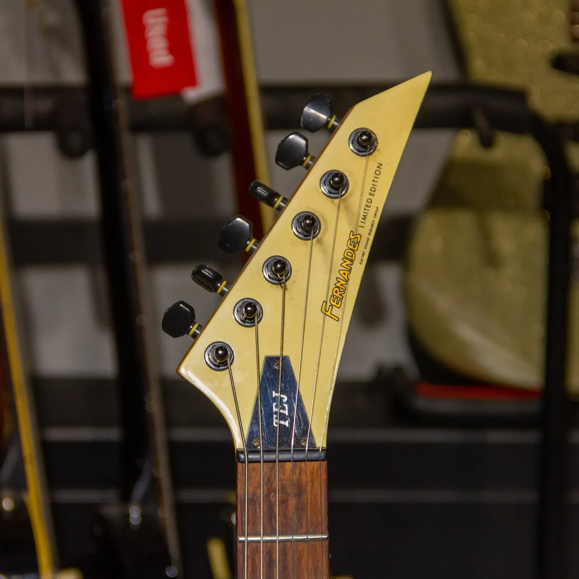 Изображение №4