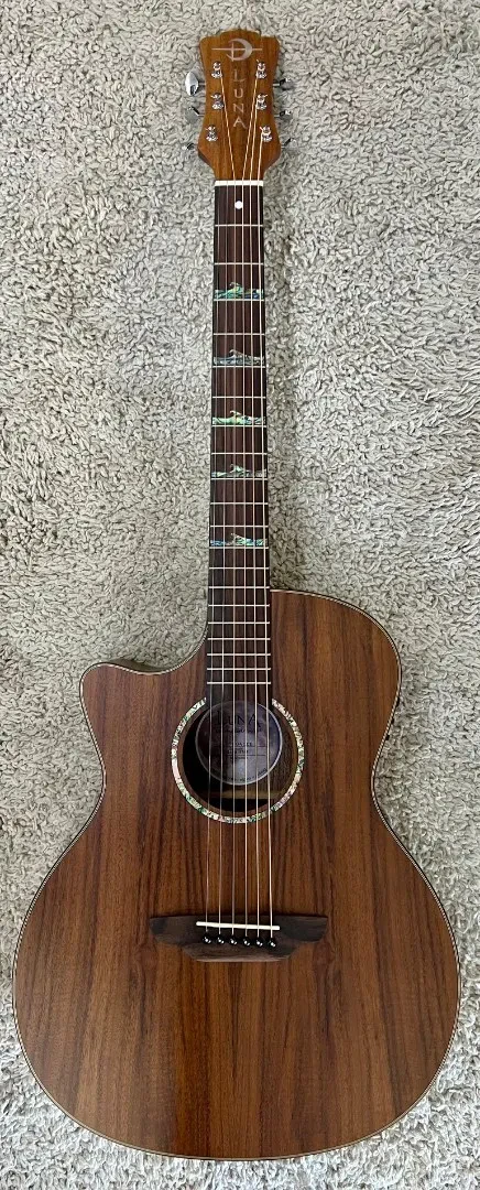 Электроакустическая гитара Luna Guitars HTKOAGCEL High Tide Koa Grand Concert Left-Handed Natural