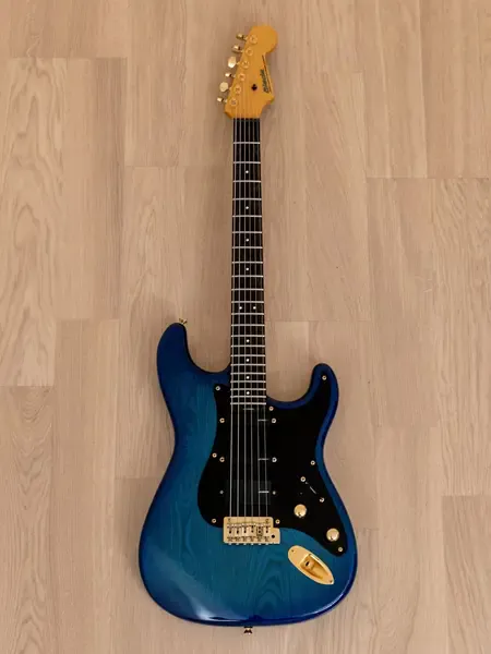 Электрогитара Levinson Blade RH4 HSS Superstrat Blue Burst Japan 1980s