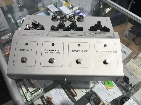 Напольный предусилитель для электрогитары Koch PDT-4 Pedaltone
