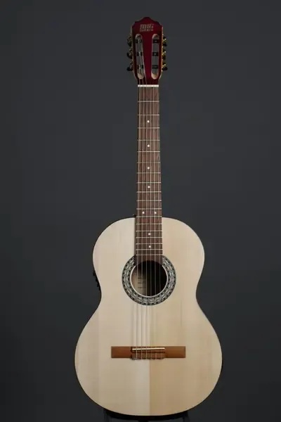 Классическая гитара с подключением MIG Guitars LAG1C-SAM24 Natural