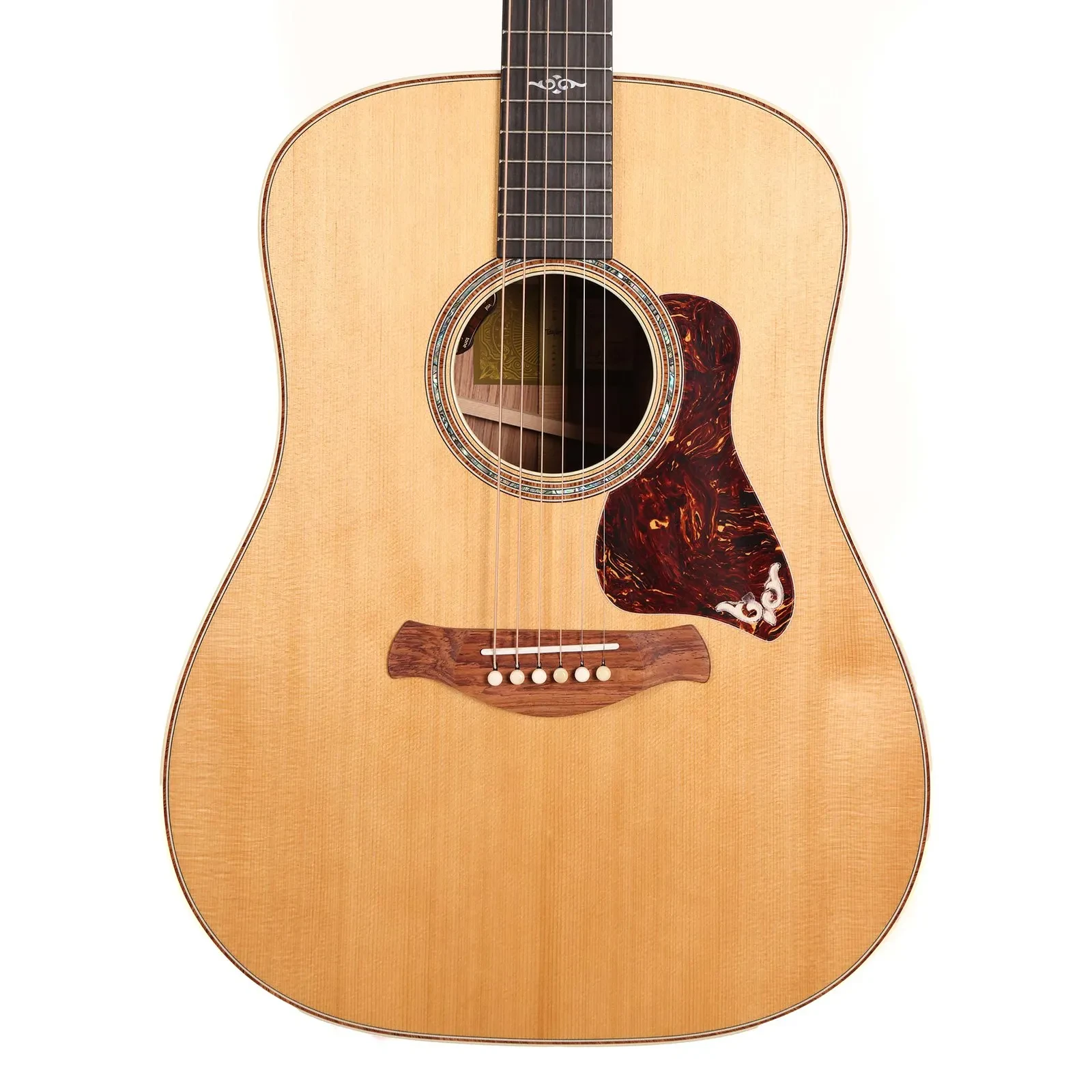 Taylor Gold Label Collection 810e Acoustic-Electric