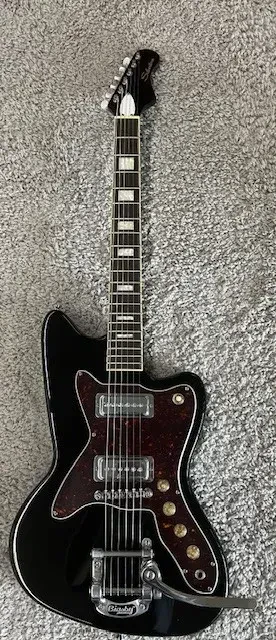 Silvertone 1478 Solidbody Electric Guitar Gloss Black with Bigsby - Sample