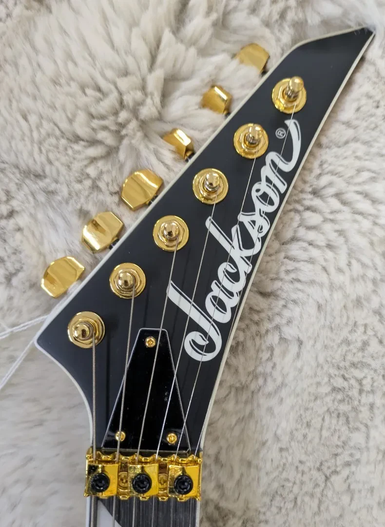 Jackson JS32 Rhoads Mahogany Electric Guitar with Floyd and Gold Hardware