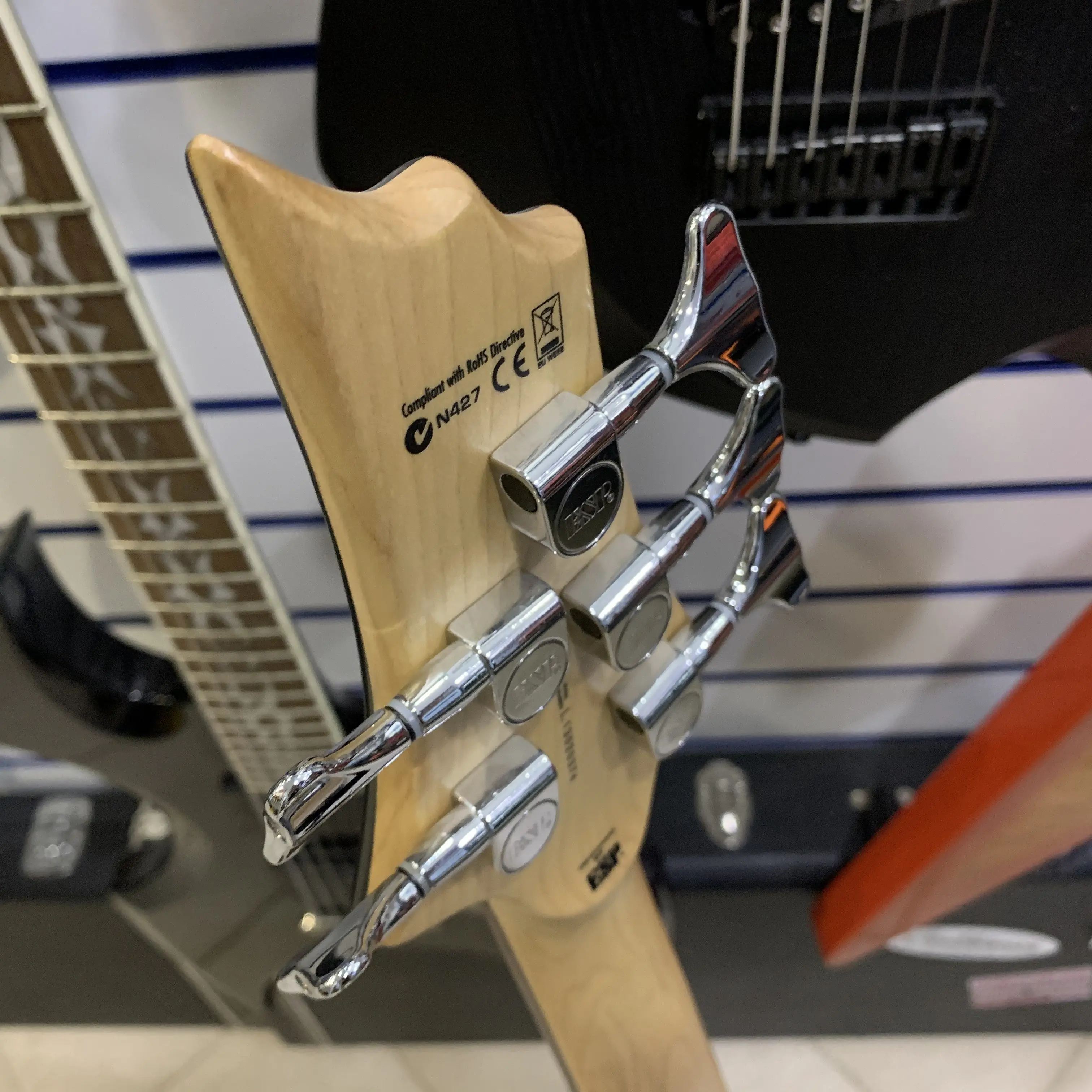 Изображение №10