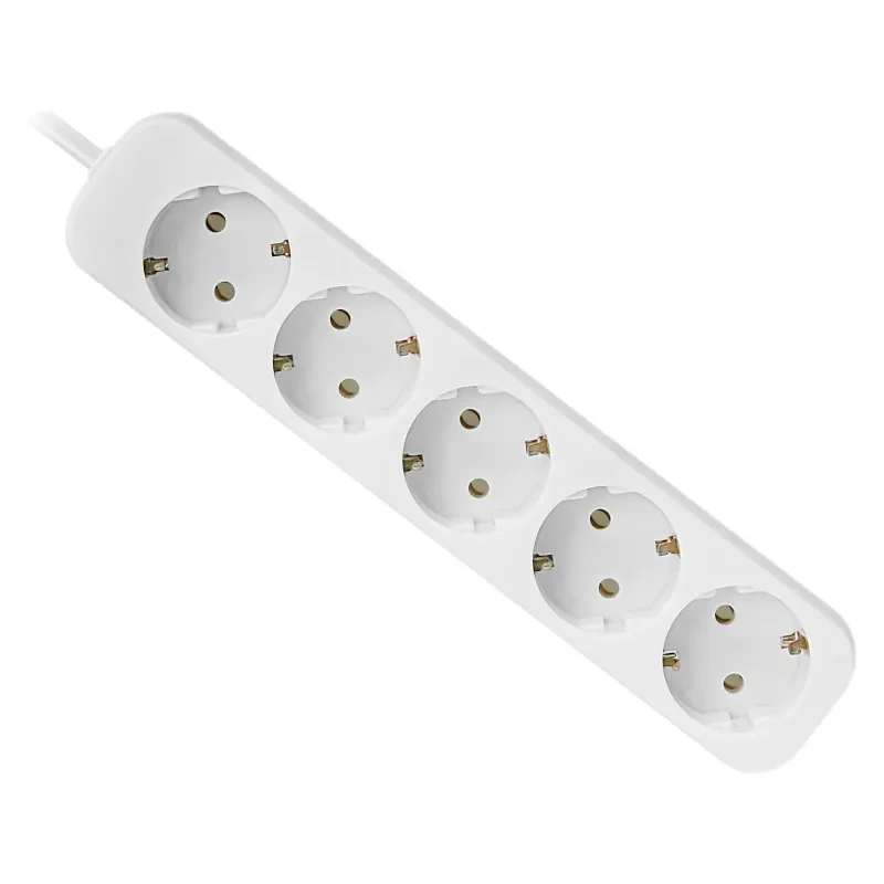 Удлинитель 5 розеток Defender E518 10А 2200W белый 1.8 м