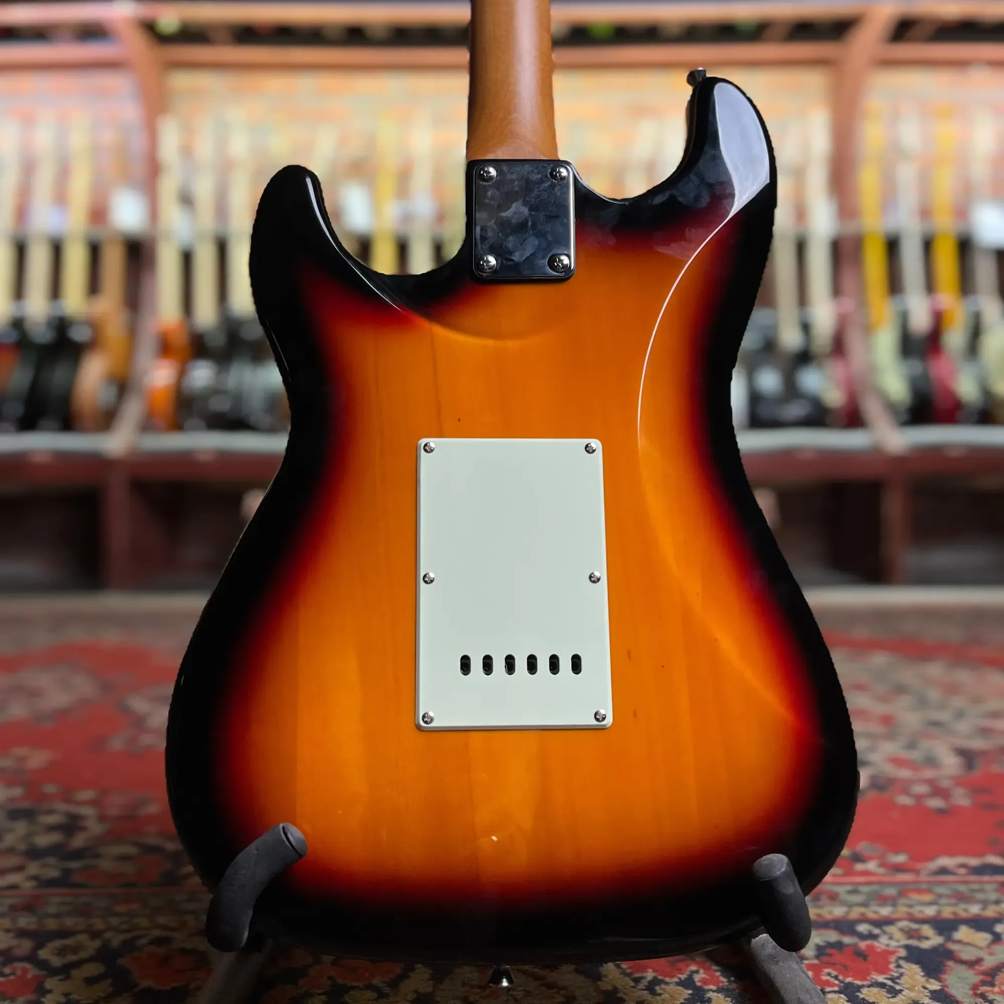 Изображение №5