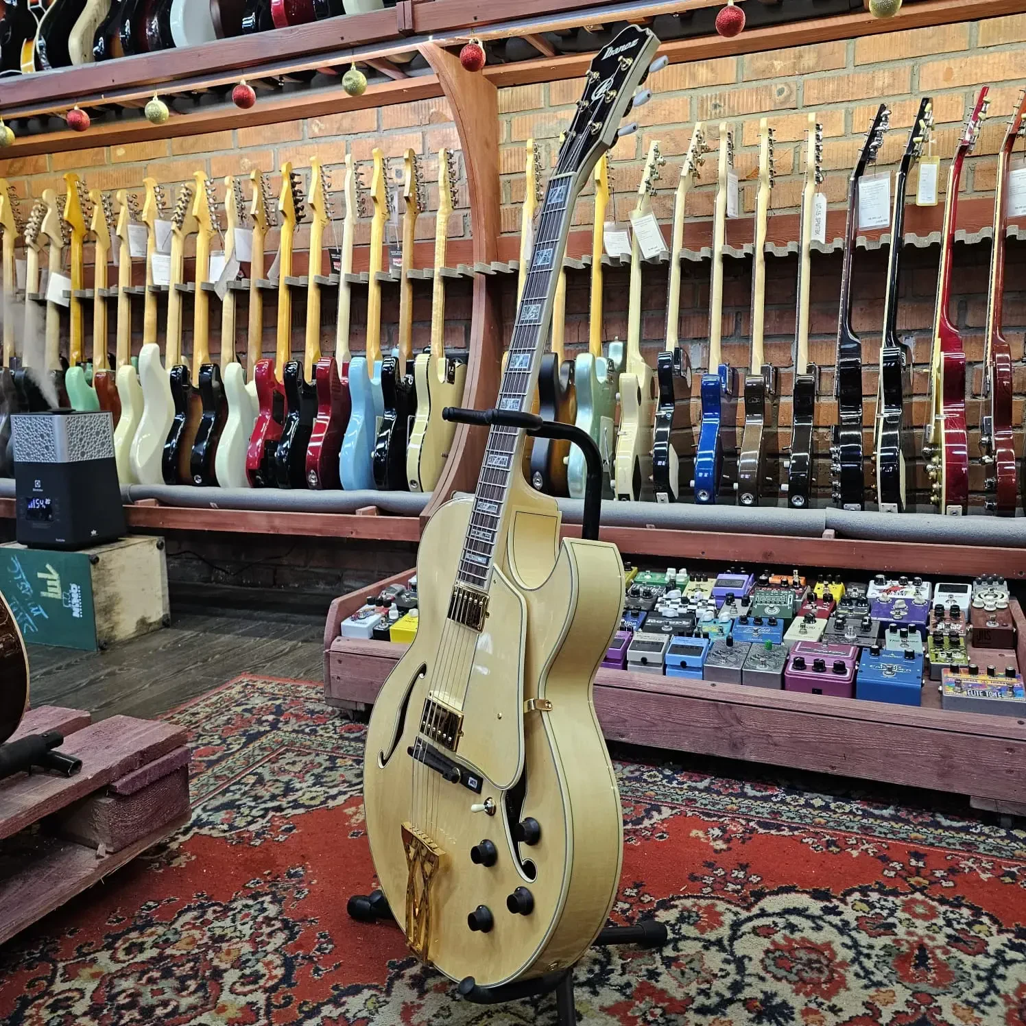 Изображение №7