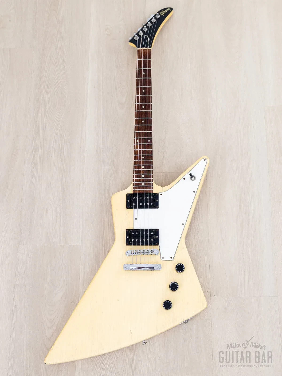 Электрогитара Gibson Explorer 1976 Vintage Reissue HH Classic White w/case USA 1994