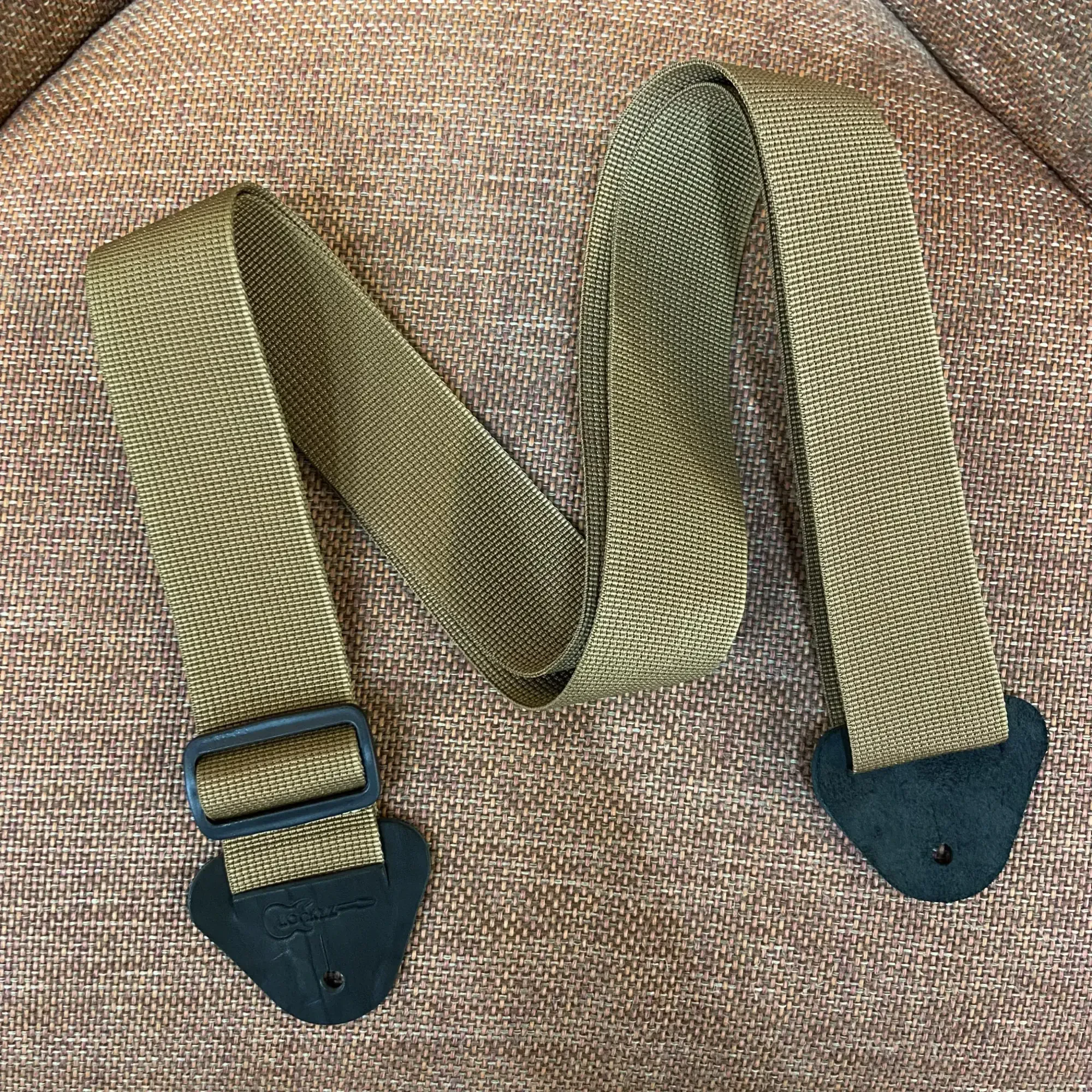 Ремень для гитары Rockzz RKZ-001 Nylon Beige Brown