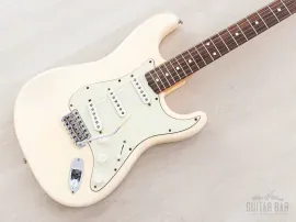 Б/У Электрогитара Fender American Vintage '62 Stratocaster Olympic White с кейсом, с ярлыками