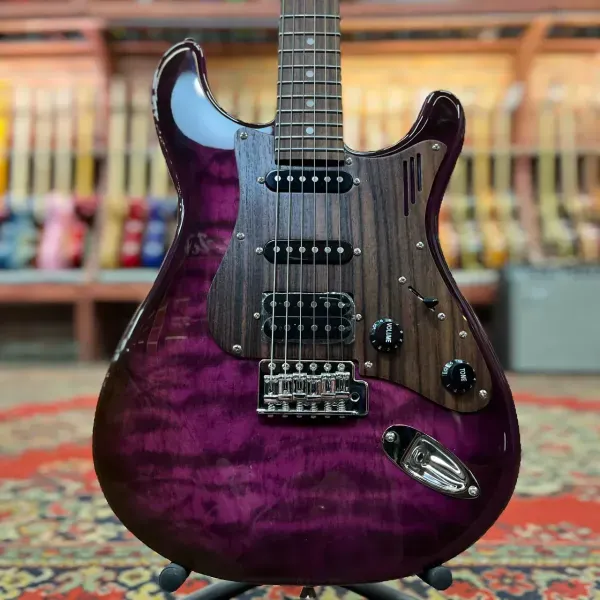 Электрогитара Magneto US-2300 RC/QMTPU Sonnet Modern Stratocaster HSS See Thru Purple