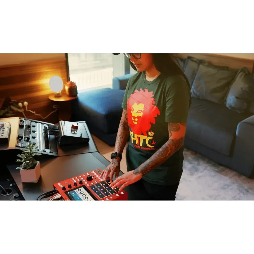 Изображение №6