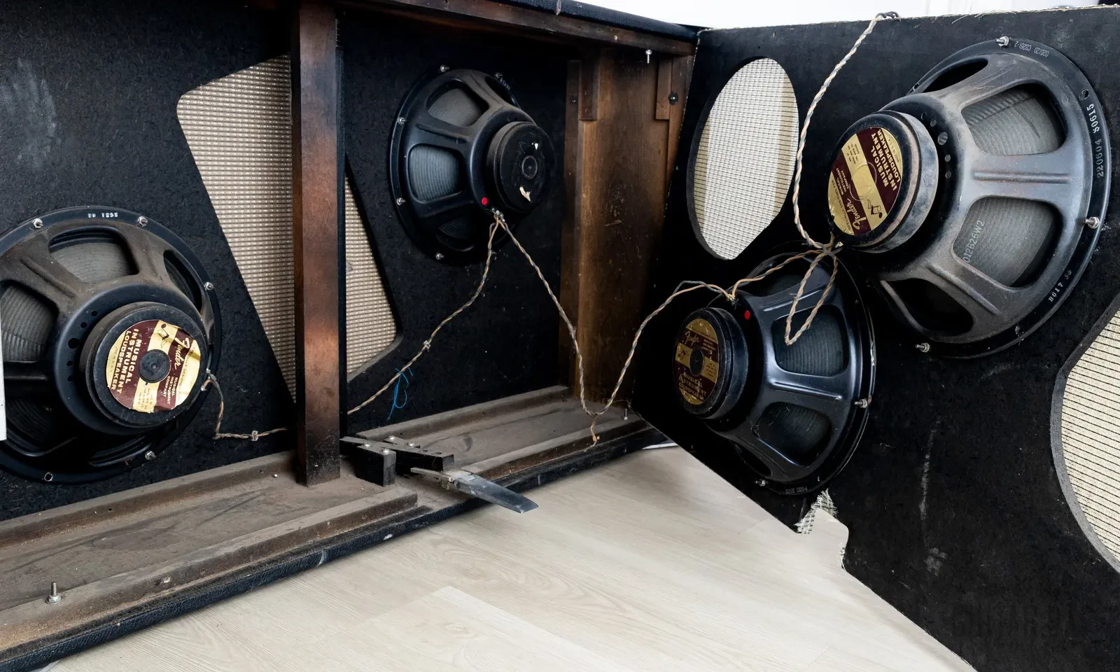 Изображение №13