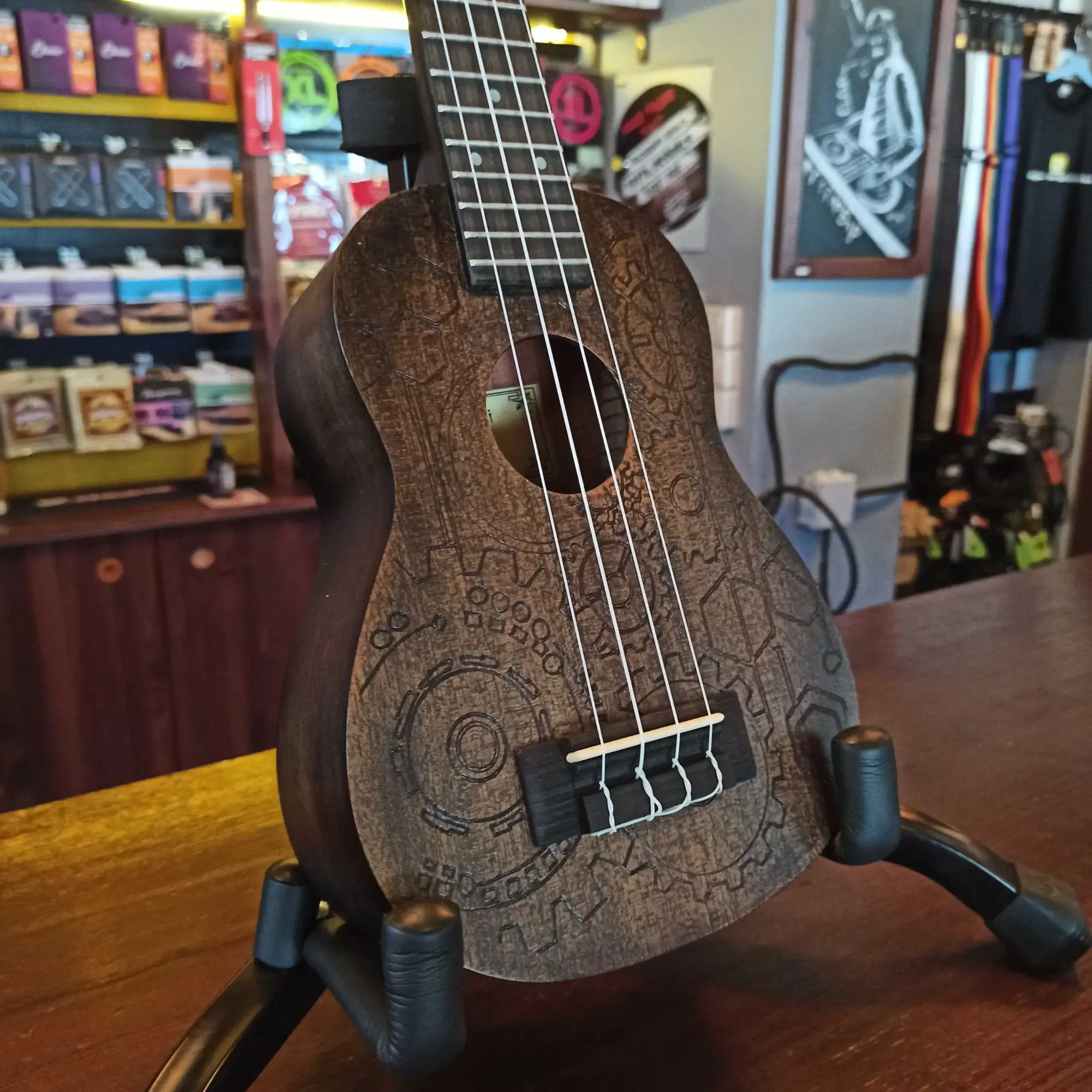 Изображение №6