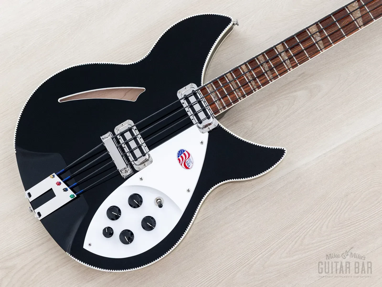 Б/У Бас-гитара Rickenbacker 4005XC Limited Edition 90th Anniversary 2021 с кейсом