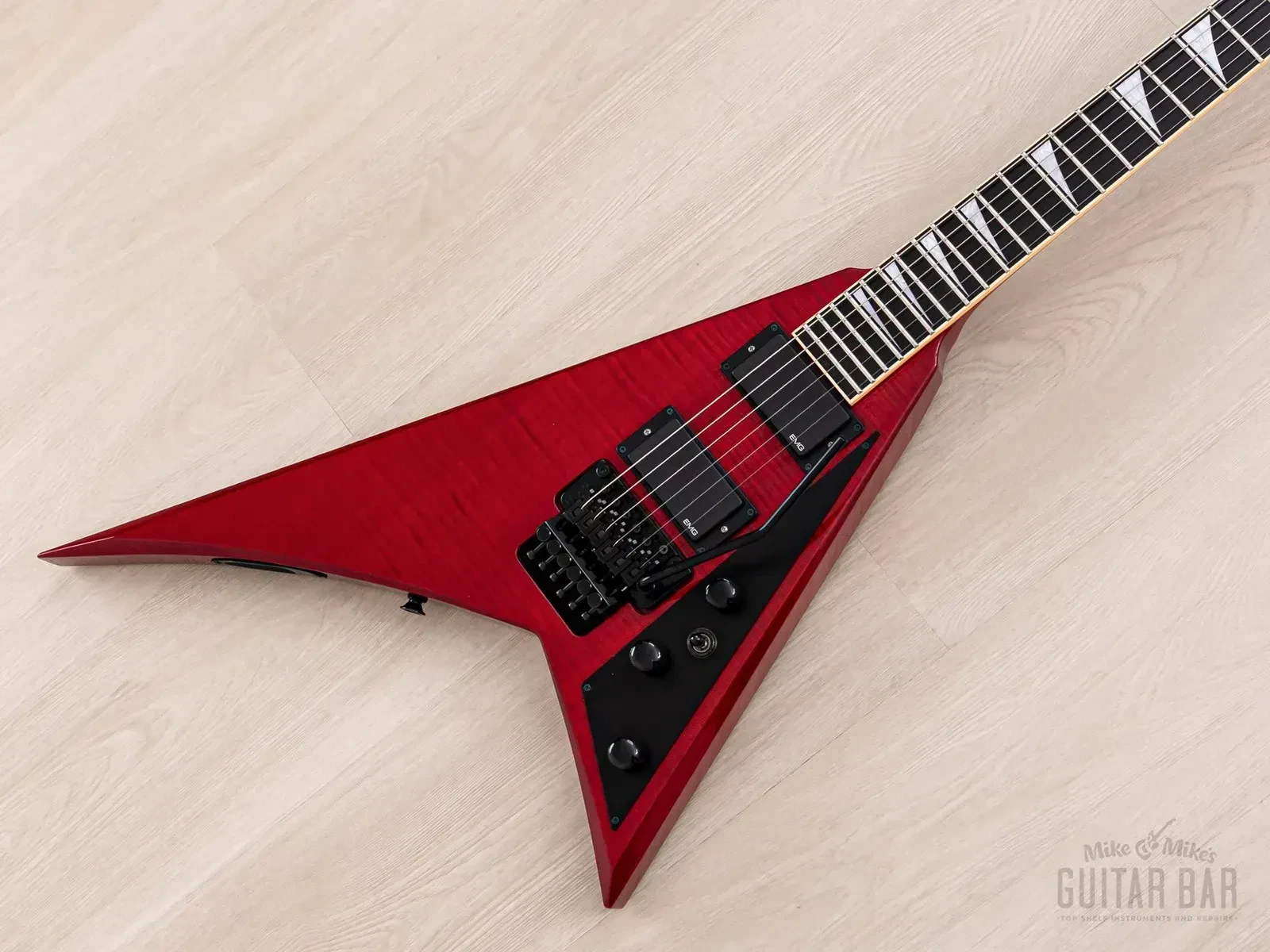 2008 Jackson Stars Randy Rhoads RR-J1E Flying V Trans Red Flame Top w/ EMG