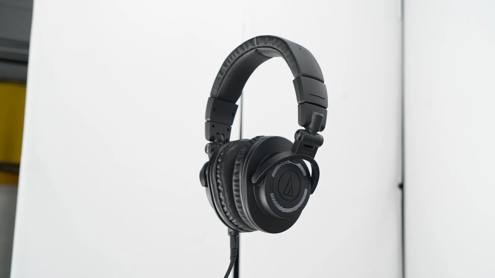Наушники для студии Audio-Technica ATH-M50x ENSO Limited Edition, полноразмерные, черные