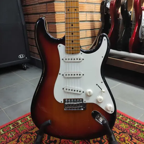 Электрогитара Westminster Matsumoku Stratocaster SSS Sunburst Japan 1970s