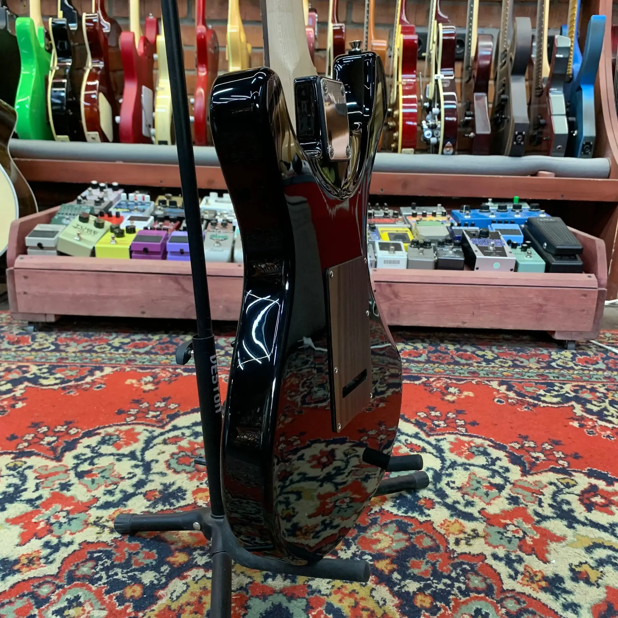 Изображение №11