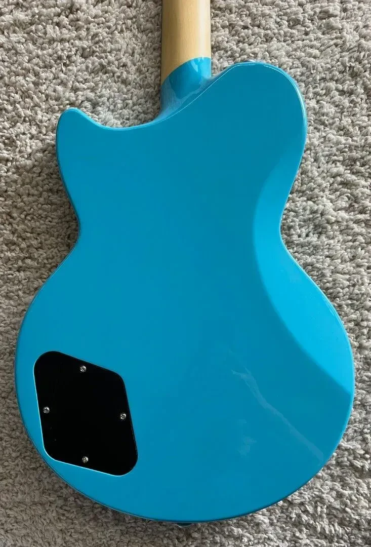 Изображение №6