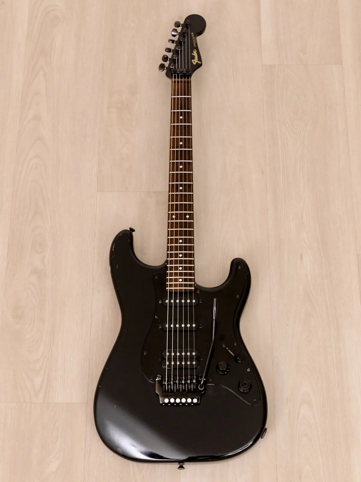 Fender Boxer Series Stratocaster ST-556 Black Japan 1985